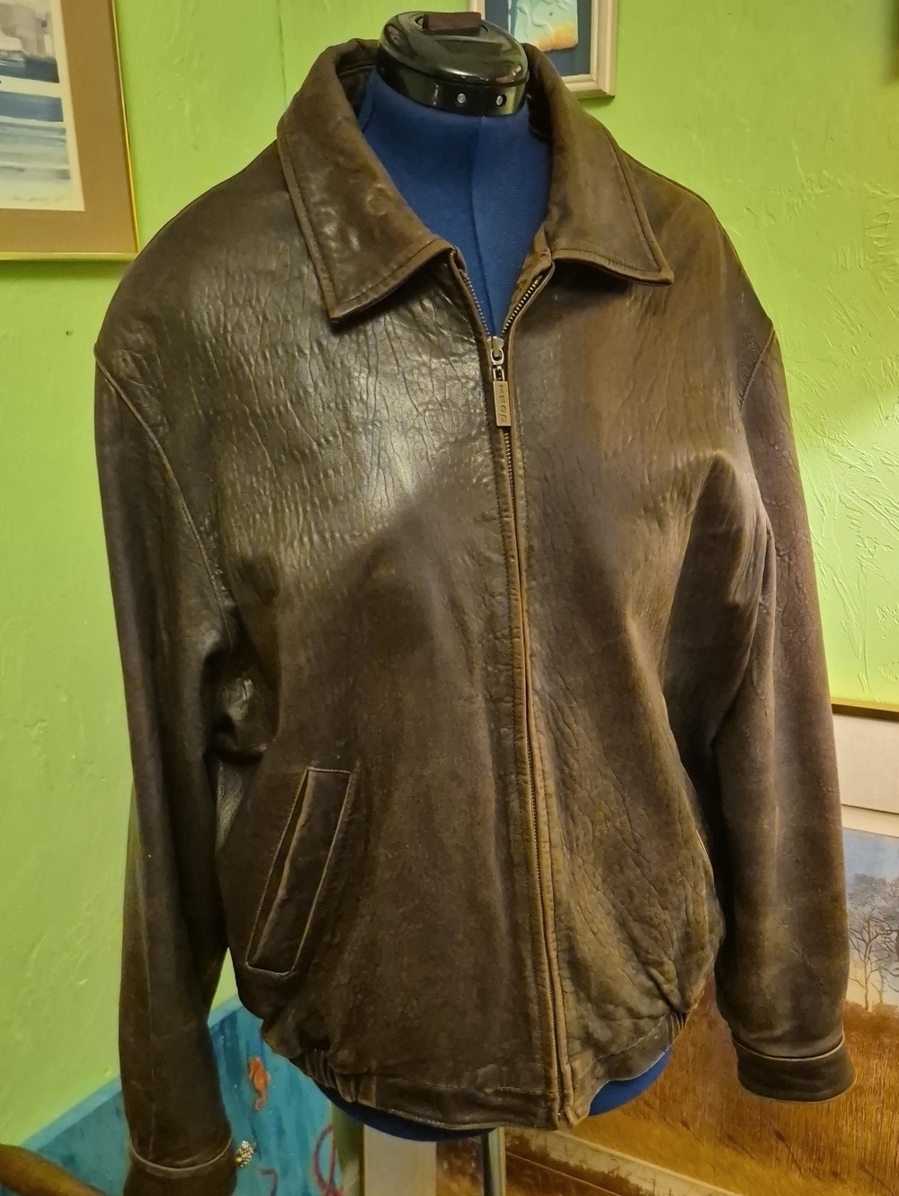 Izod Leather Bomber Jacket Mens Sz XL.brown